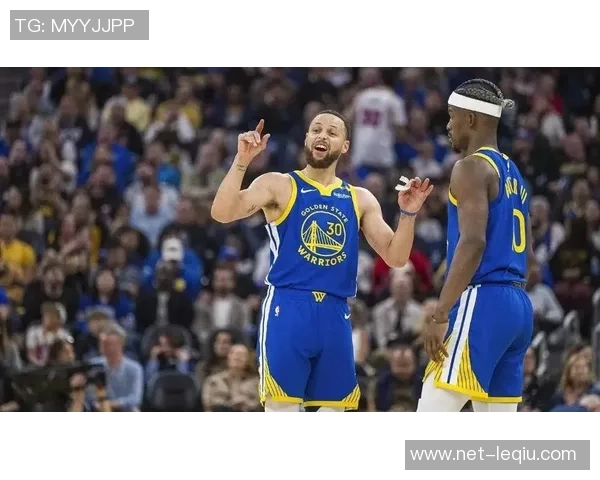 2016年勇士与爵士激战回顾:篮球盛宴中的精彩瞬间与战术较量 2016年勇士与爵士激战回顾:篮球盛宴中的精彩瞬间与战术较量