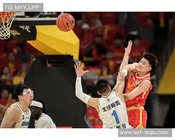 2019赛季CBA广东队与八一队激战回顾精彩瞬间与赛季亮点分析