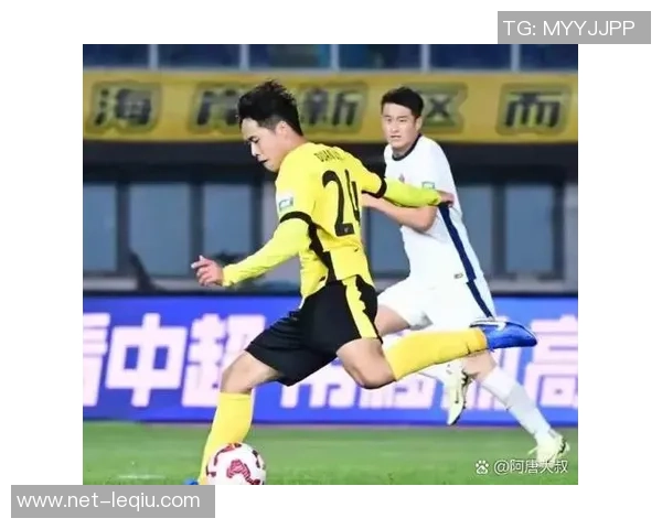 中超激战泰达对决深圳队双方全力争胜展现精彩足球盛宴 中超激战泰达对决深圳队双方全力争胜展现精彩足球盛宴