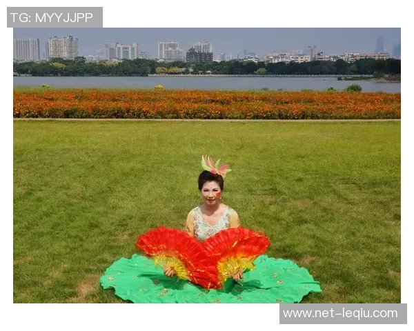 在舞动人生中绽放光彩周静的街舞故事与梦想追寻