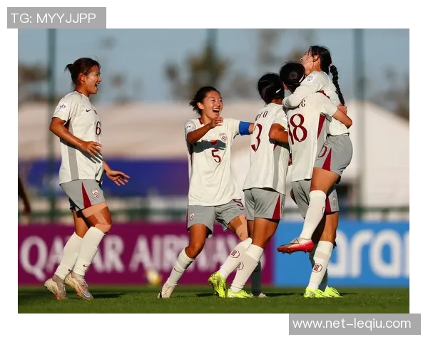 日本女足与巴西女足激战正酣谁能在国际赛场上笑到最后